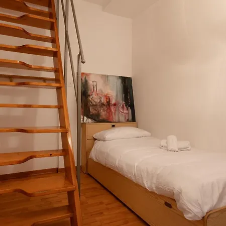 Apartman Zola, Charme E Vista Nel Cuore Di *